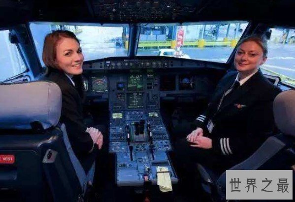 世界上最为年轻的女机长，13岁时便开始学开飞机