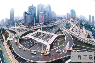 ​中国最容易迷路的5个城市，魔幻3D重庆居榜首
