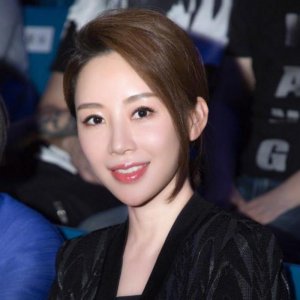 ​“九球天后”潘晓婷