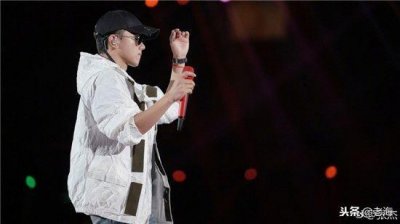 ​谢娜夸张杰把跨年现场变个人演唱会，不怕其他明星尴尬吗？