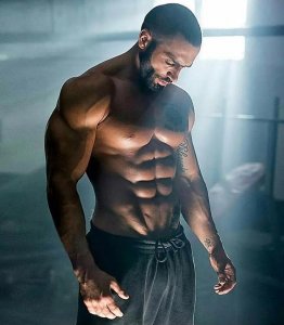 ​拉扎尔·安格洛夫（ lazar angelov），世界上最完美的肌肉