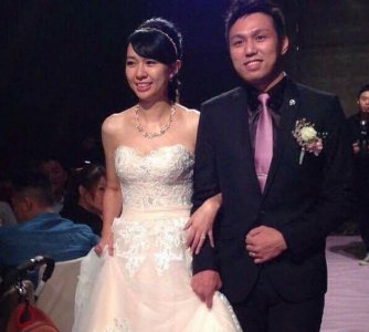 ​卓依婷近照曝光，老公帅气、女儿可爱