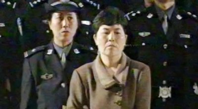 ​1997年白宝山宣判死刑后，情人谢宗芬入狱12年，48岁出狱再赴新疆